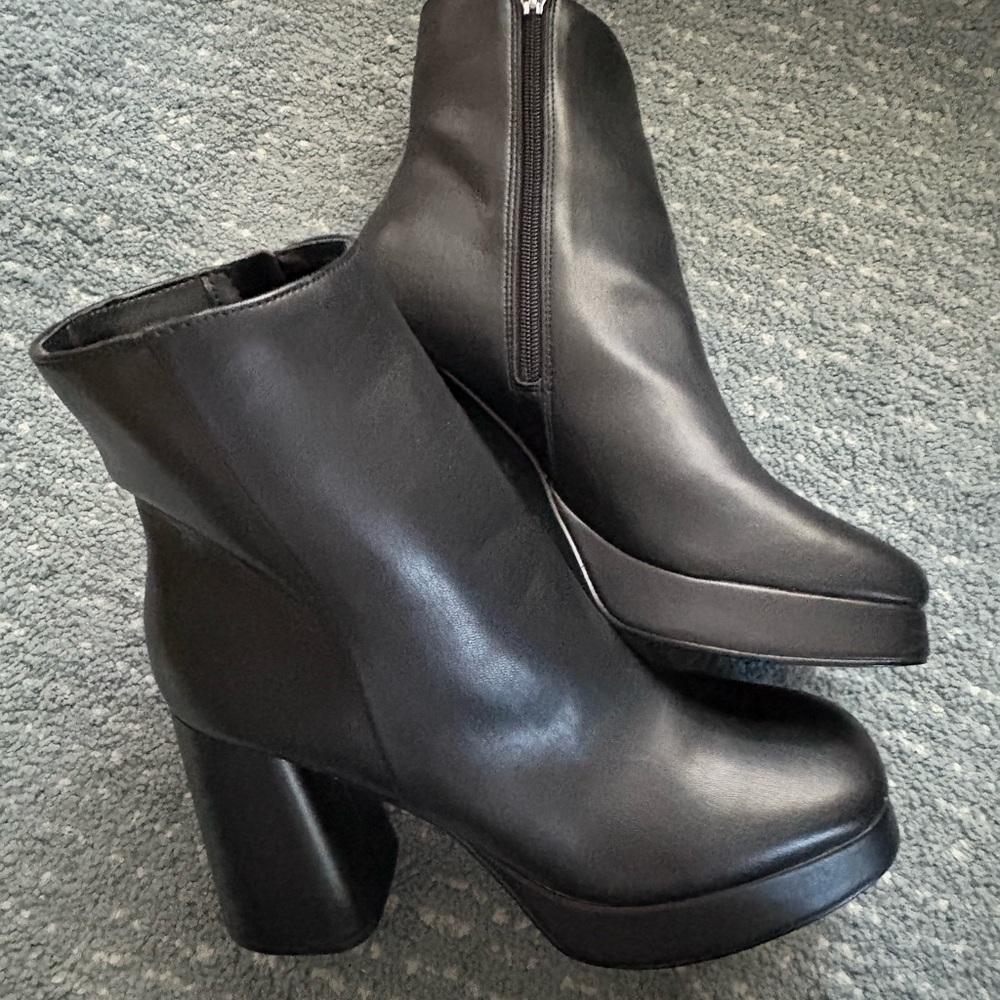 Nine West Velo Dress Booties